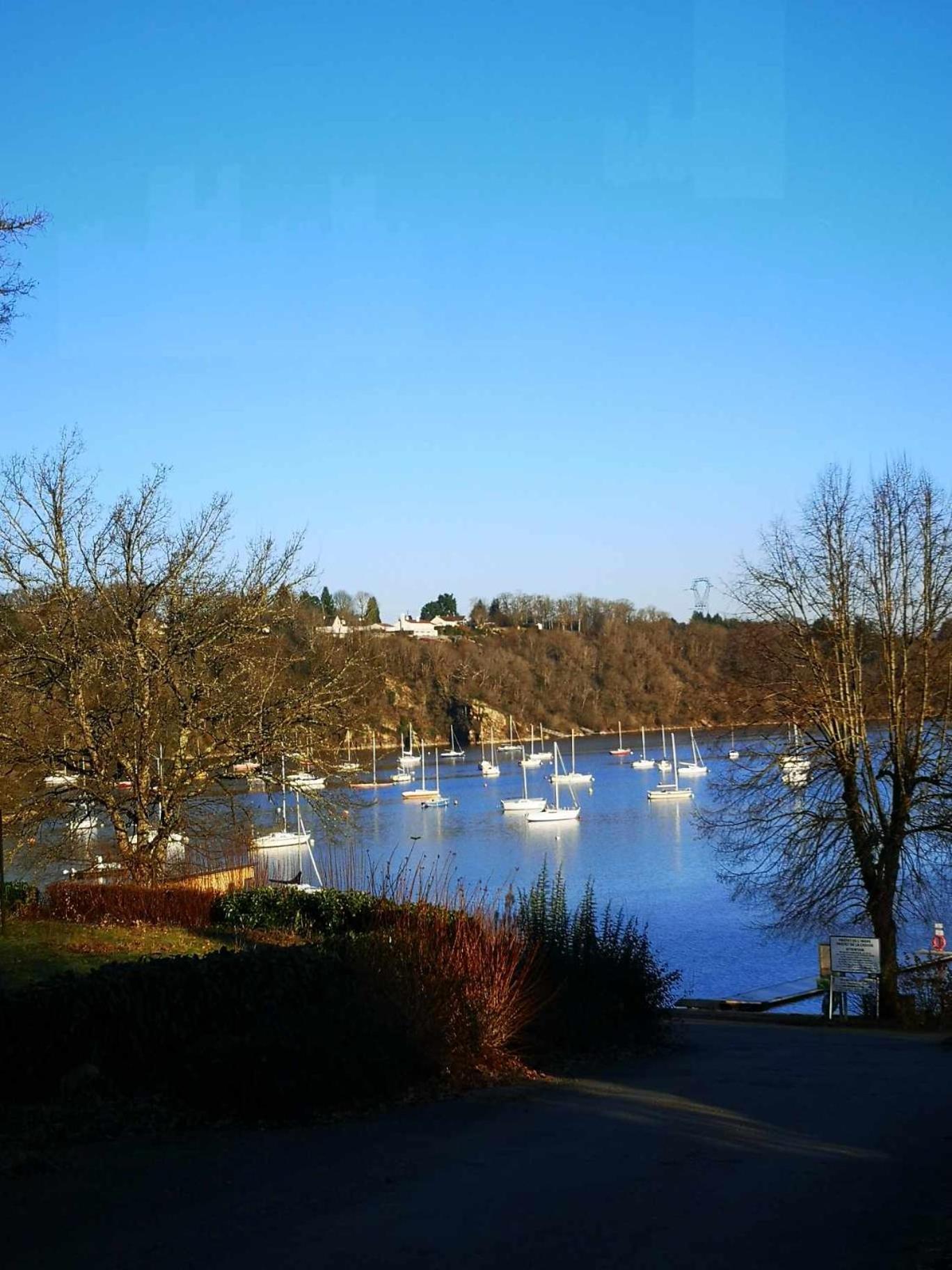 Essenciel Du Lac III Eguzon-Chantome Exterior foto